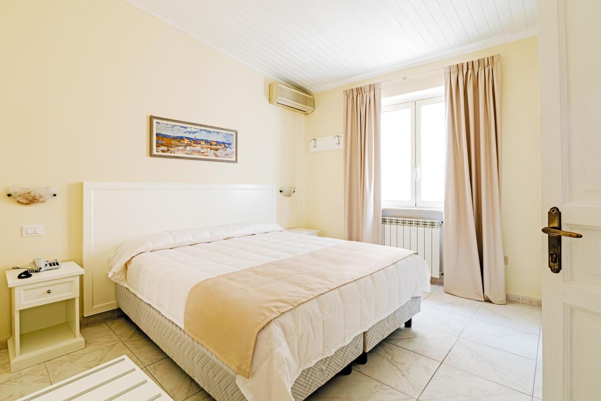 Hotel Da Raffaele Ischia Exterior photo