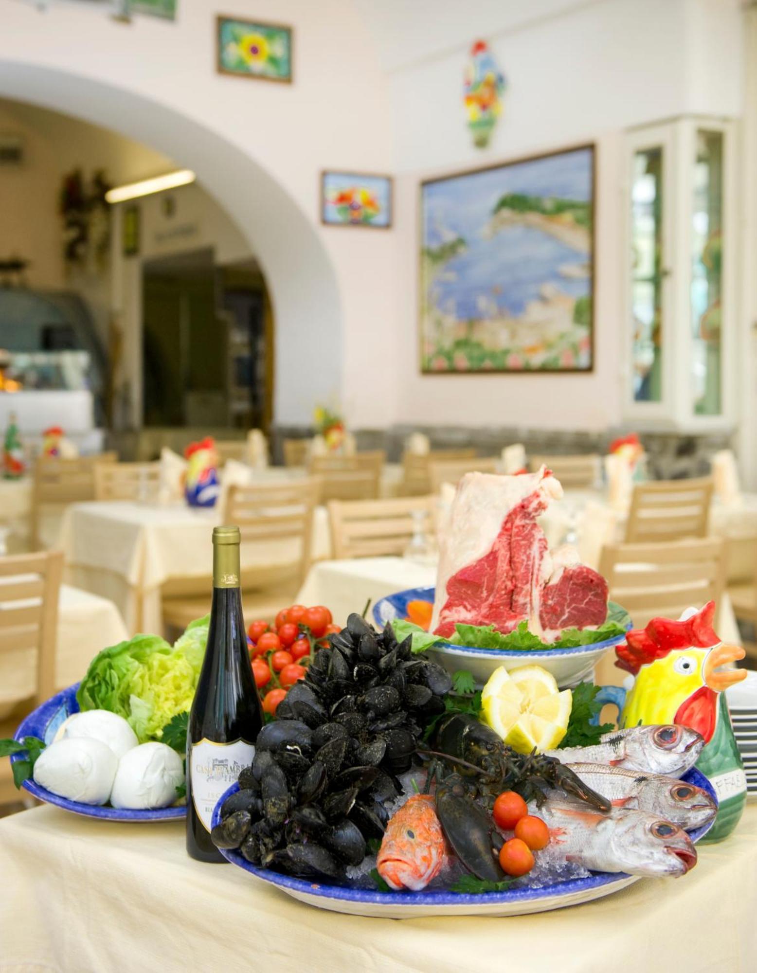 Hotel Da Raffaele Ischia Exterior photo